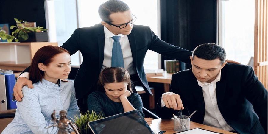 وکیل خانواده به چه کسی می گویند؟