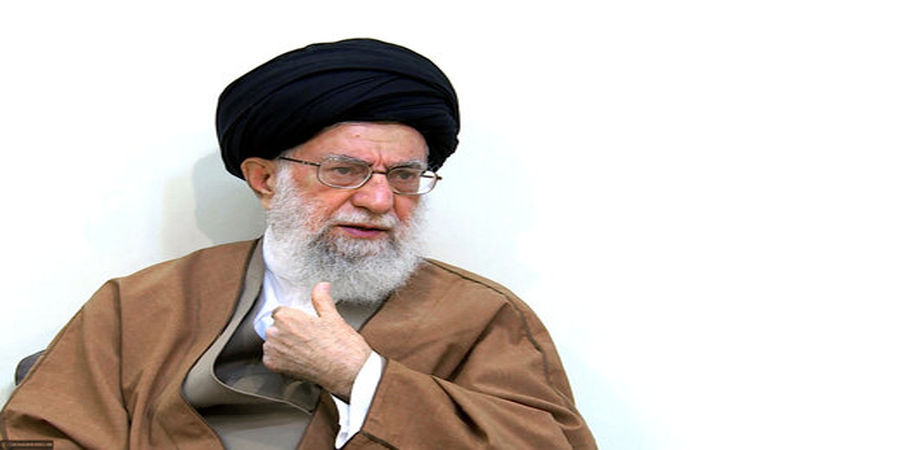بروید بگویید از رهبری هم انتقاد کنند.... ما که حرفی نداریم