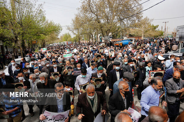 راهپیمایی مردم همدان در محکومیت حادثه مشهد