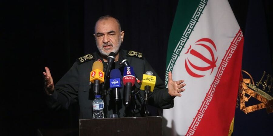سرلشکر سلامی: امروز از هر زمان دیگری قوی‌تر و آرام‌تر هستیم