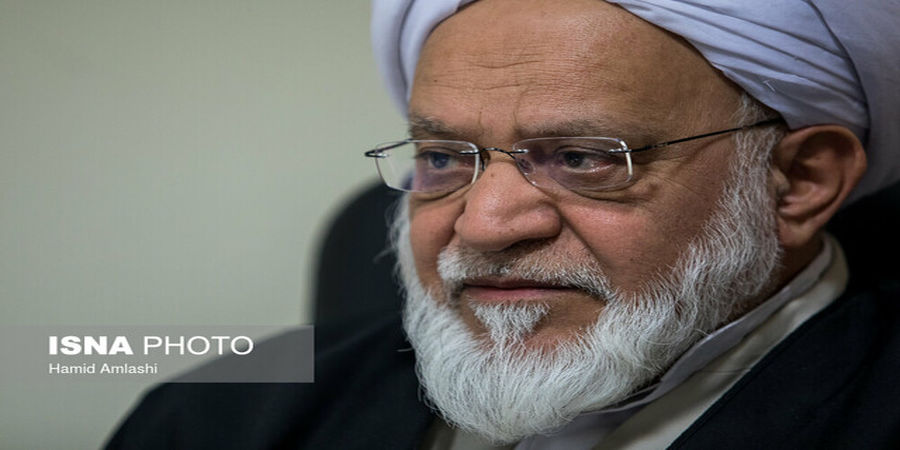  هشدار به اصولگریان درباره رفتار احمدی‌نژاد

