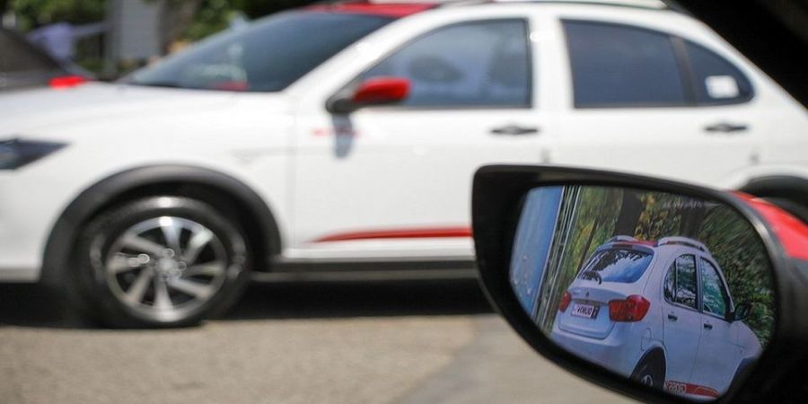 بازار راکد خودرو در انتظار سیگنال‌های جدید+ جدول قیمت