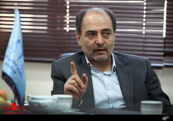 احمدی‌نژاد فرهنگ را هم از ما گرفت