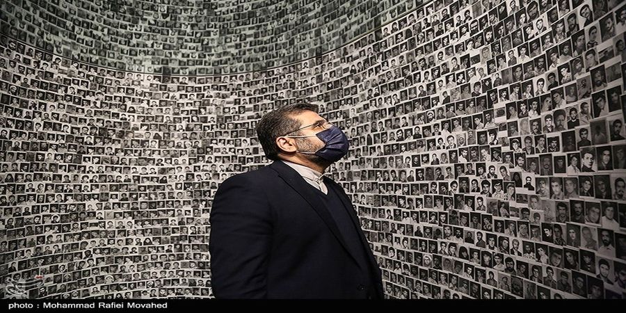 برای اولین یک وزیر بدون واسطه با خوانندگان پاپ دیدار کرد