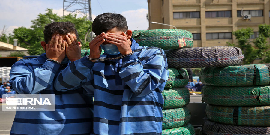 دستگیری سارقان گاردریلهای محله کهریزک حین سرقت