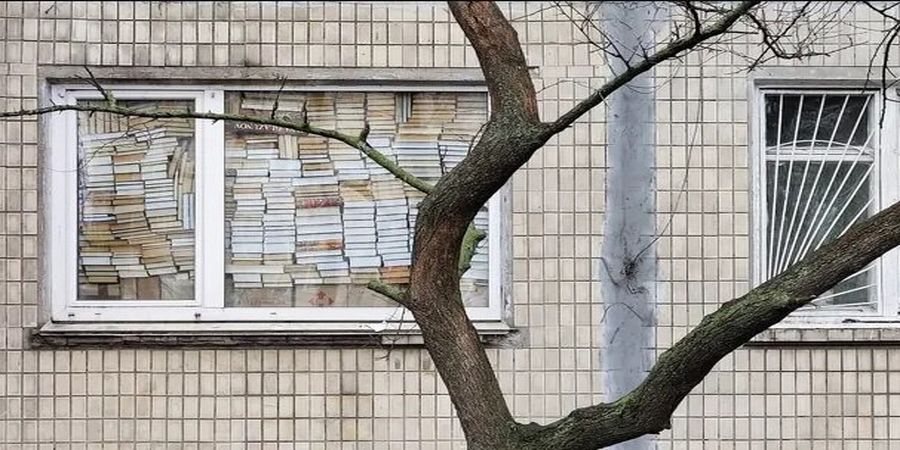 روش متفاوت استفاده از کتاب توسط اوکراین در خلال جنگ + تصویر