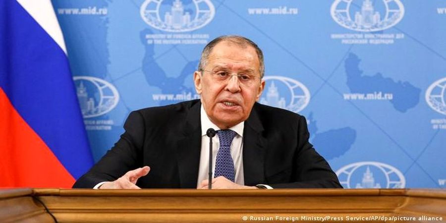 رد ادعای رسانه‌های غربی درباره توقف تلاش‌ها برای جلوگیری از جنگ هسته‌ای از سوی لاوروف