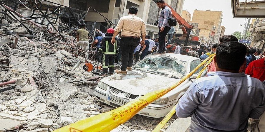 سایه برج های ترسناک بر سر شهر + فیلم