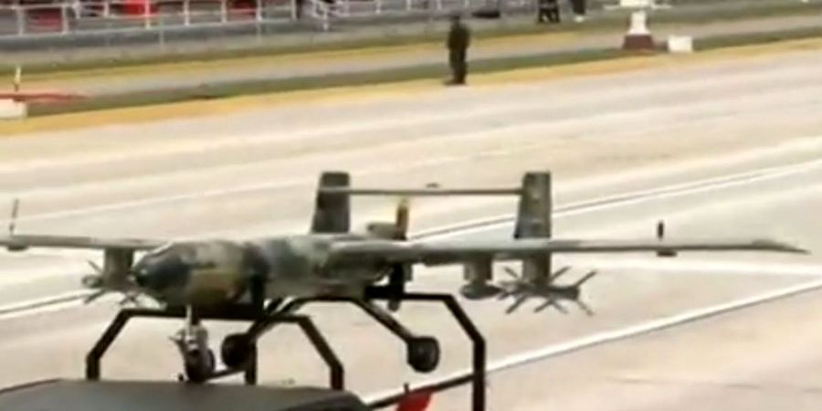 رونمایی از پهپادهای ایرانی برای اولین بار در رژه نظامی ونزوئلا + فیلم